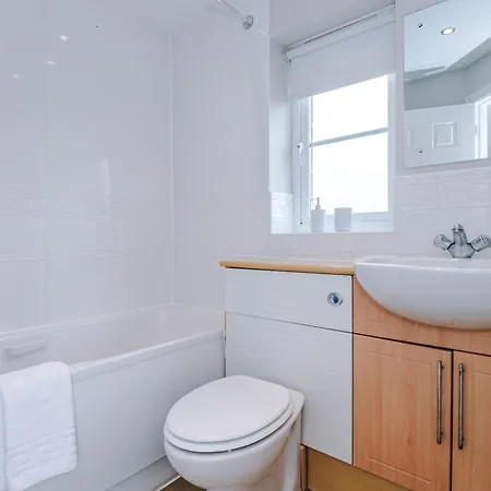 Cravenwood House Apartment Manchester Exterior photo